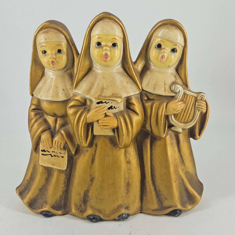 Vintage mid century gold Singing Nuns Figurine wind-up music box